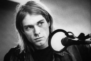 NETHERLANDS - NOVEMBER 25: HILVERSUM Photo of Kurt COBAIN and NIRVANA, Kurt Cobain recording in Hilversum Studios, playing bass guitar (Photo by Michel Linssen/Redferns)